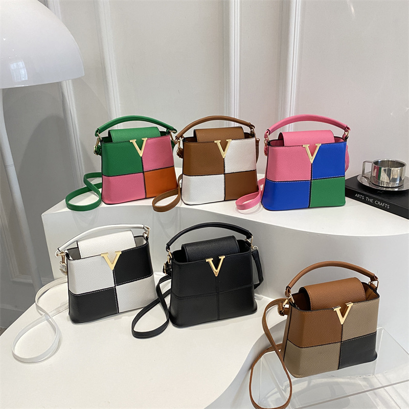 Chic V-Logo Mini Totes Bags Lu - Women'S Accessories Louis Vuitton review and price